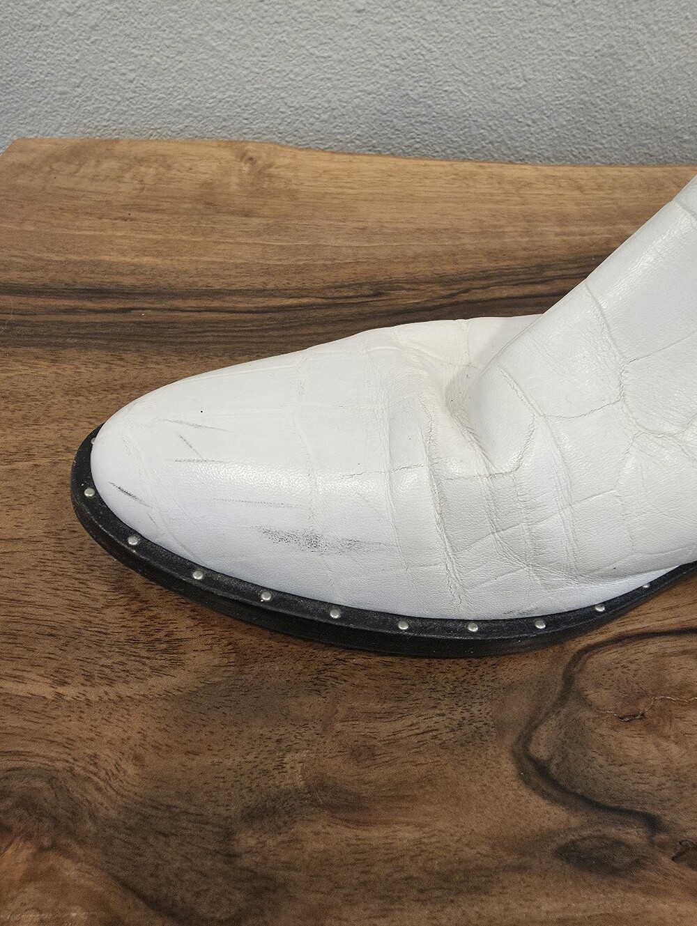 Freda Salvador White Croc Embossed Chelsea Boots - Picture 9 of 14